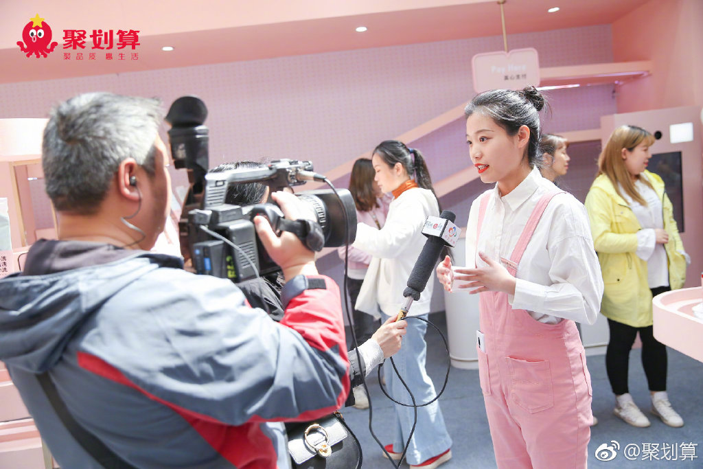 这家表白便利店里满满的情话，整个人都酥了！