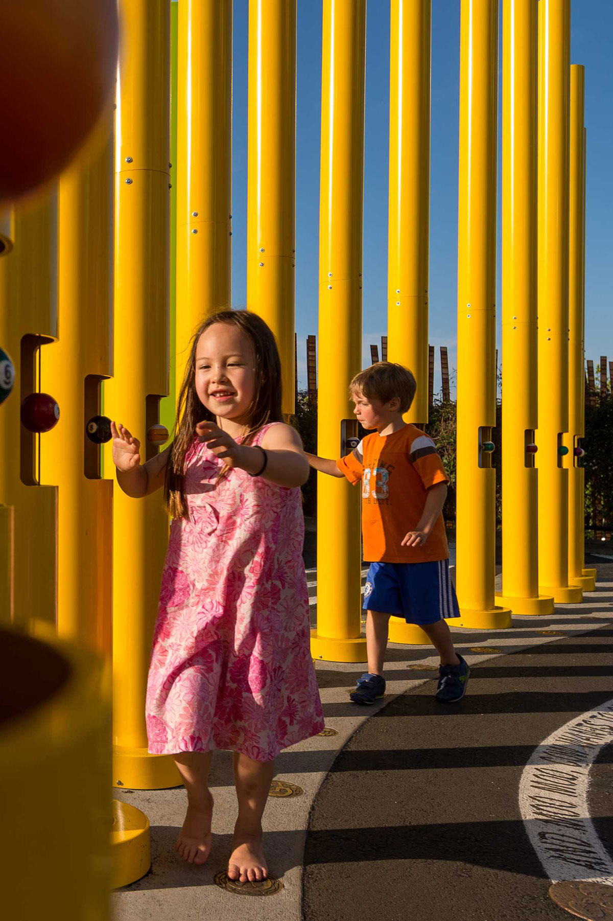如此包容性的互动装置设计，怎不叫孩子们欢声笑语，都玩疯了吧 美陈网站 美陈前沿 