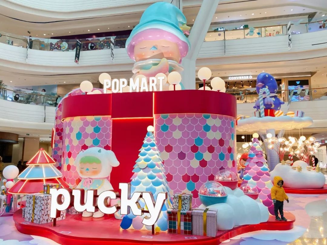 这波主题美陈设计吸睛度不亚于明星出场啊,效果杠杠的