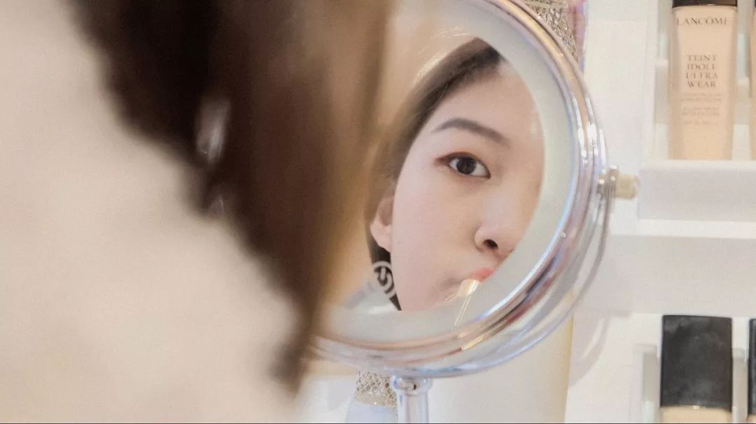 巴黎铁塔刷亮了魔都的圣诞美陈设计，粉嫩造型浪漫一圣诞 美陈网站 美陈前沿 