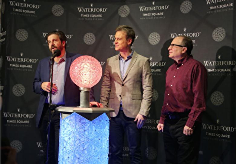 时代广场跨年夜活动策划了一个重头戏：新年水晶球与你共迎2020年 美陈网站 美陈前沿 