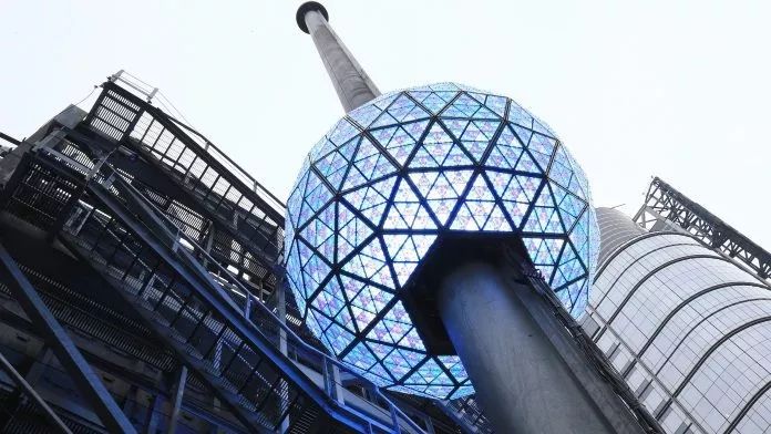 时代广场跨年夜活动策划了一个重头戏：新年水晶球与你共迎2020年 美陈网站 美陈前沿 