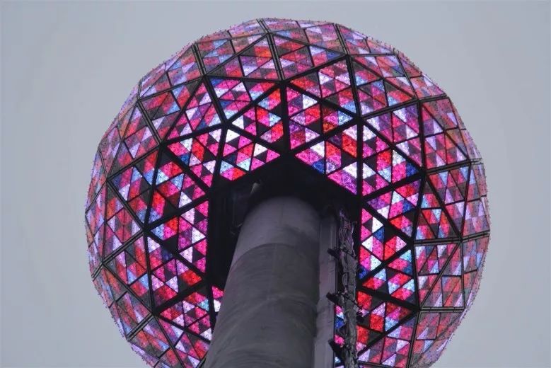 时代广场跨年夜活动策划了一个重头戏：新年水晶球与你共迎2020年 美陈网站 美陈前沿 