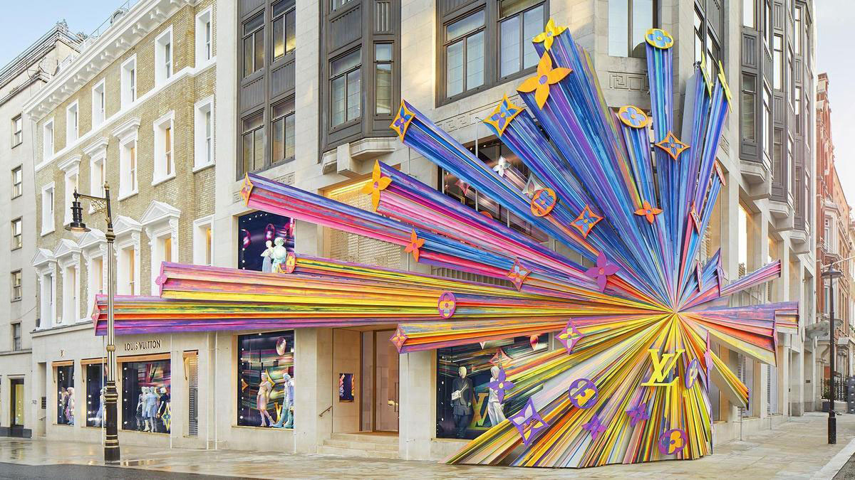 LV这种爆炸的展览活动策划的确可以保持话题热度，肯定C位 美陈网站 美陈前沿 