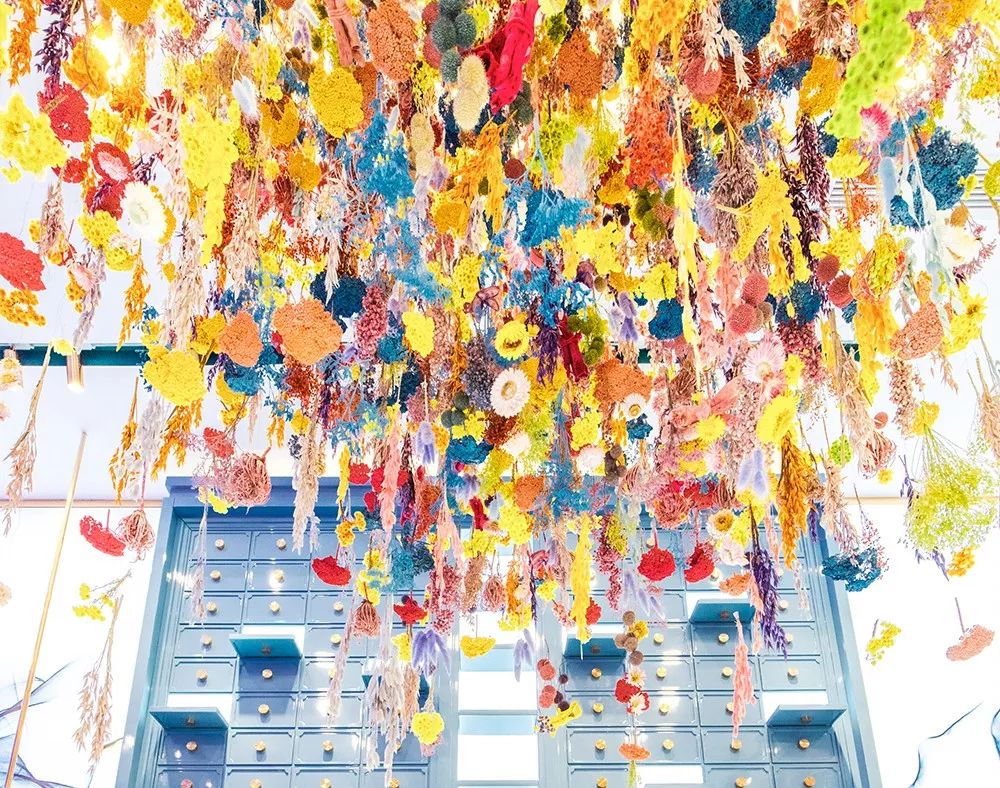 闻香打卡的活动策划美陈，不buy都对不起展览得美美的产品