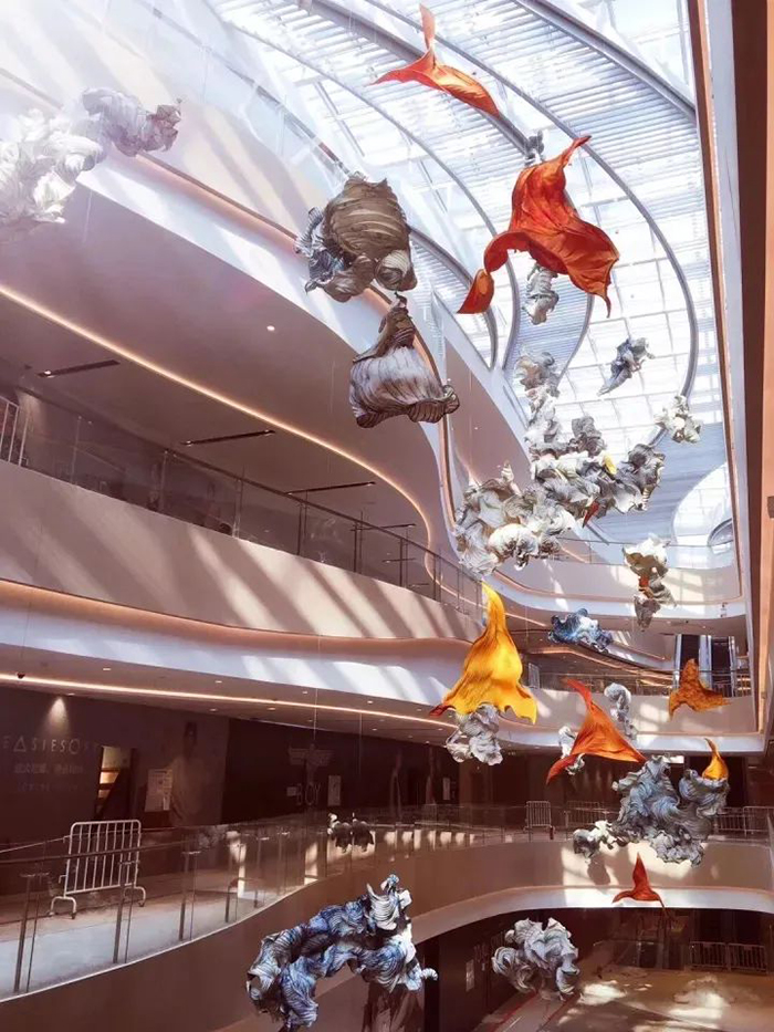 纯亚麻制成的商场艺术展览活动装置牵引起了自然和人文的形态