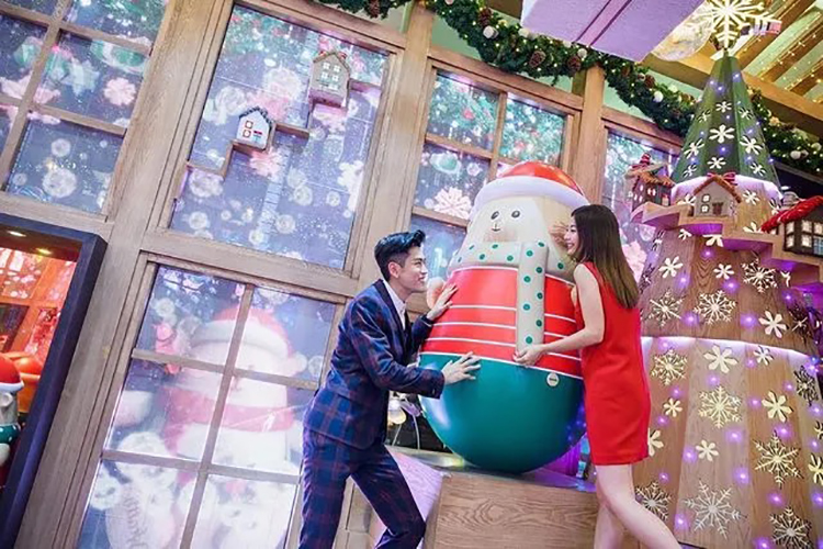 海港城圣诞艺术展览活动策划精心推出慈善圣诞熊，满满正能量